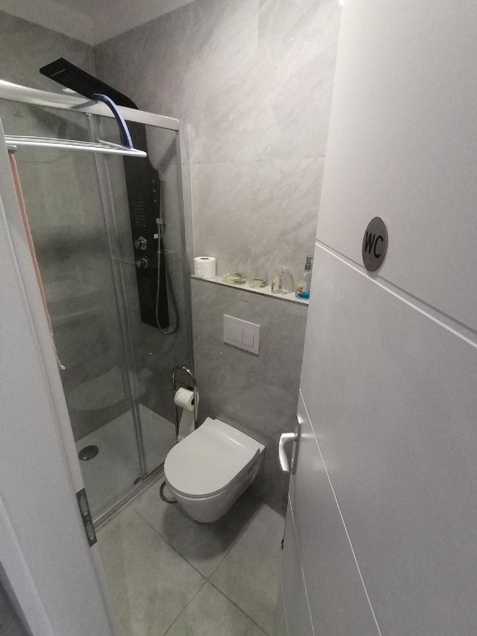 ספליט Apartment Rose By The Beach & Tennis Courts מראה חיצוני תמונה