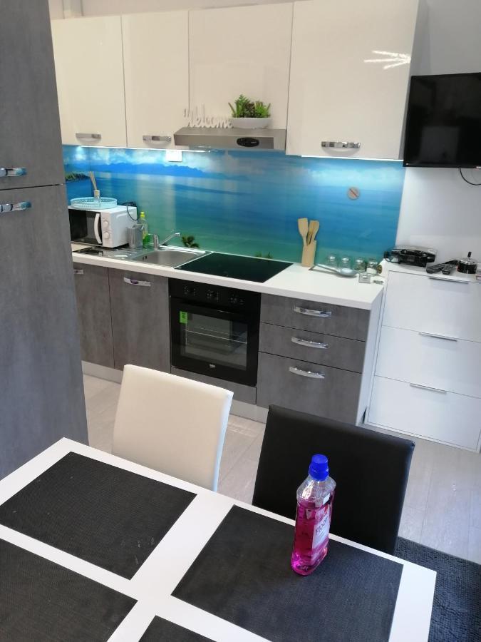 ספליט Apartment Rose By The Beach & Tennis Courts מראה חיצוני תמונה