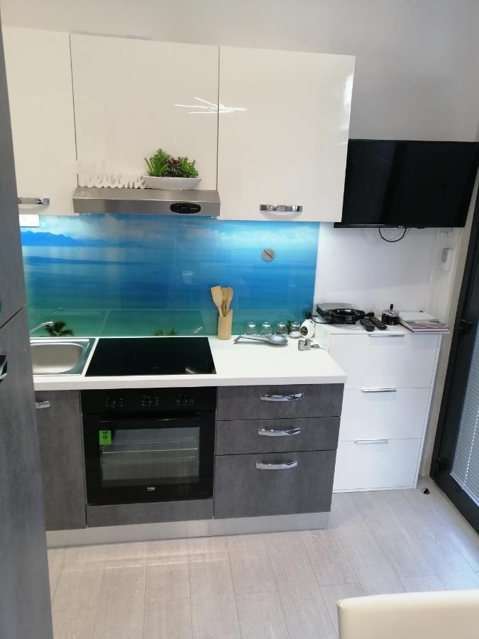 ספליט Apartment Rose By The Beach & Tennis Courts מראה חיצוני תמונה