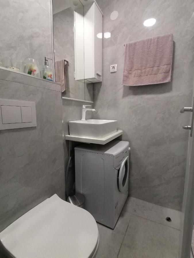 ספליט Apartment Rose By The Beach & Tennis Courts מראה חיצוני תמונה